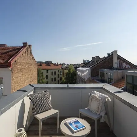 Dinbnb Gruenerlokka I Penthouse With Private Rooftop I 2 Bedrooms & 2 Bathrooms * Oslo
