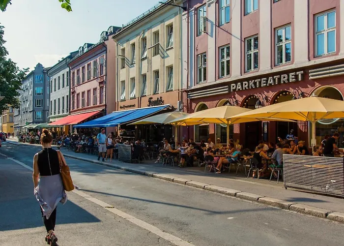 Lokka I Penthouse With Private Rooftop I 2 Bedrooms & 2 Bathrooms *